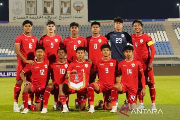Erick Thohir Berambisi Bawa Timnas U-17 Lolos ke Piala Dunia Erick Thohir Berambisi Bawa Timnas U-17 Lolos ke Piala Dunia