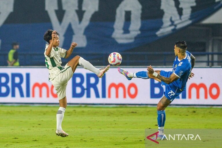Persib Bandung Memerlukan Empat Poin Tambahan untuk Mengamankan Gelar Juara