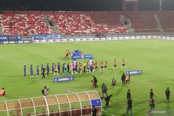 Madura United Menang 1-0 atas Arema FC Madura United Menang 1-0 atas Arema FC