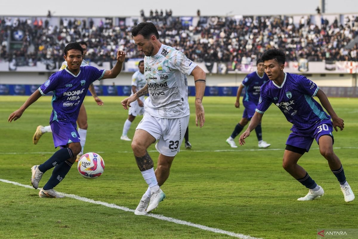 Lefundes: Persita Tangerang Berhak Mendapatkan Kemenangan atas Persib
