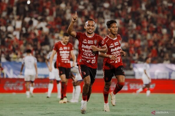 Bali United Perpanjang Kontrak Rahmat dan Fitrul Bali United Perpanjang Kontrak Rahmat dan Fitrul
