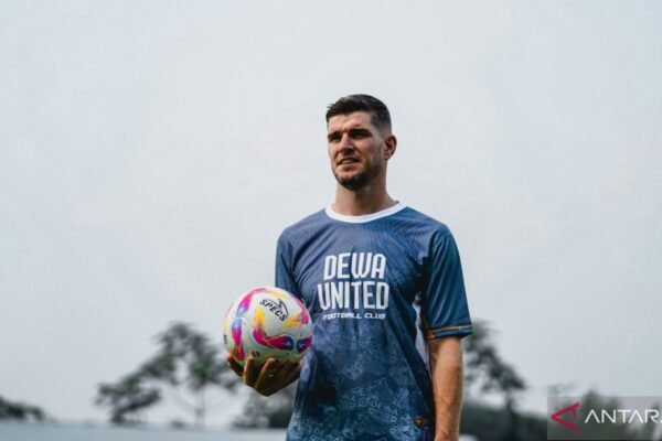 Dewa United Resmi Merekrut Bek Veteran Nick Kuipers
