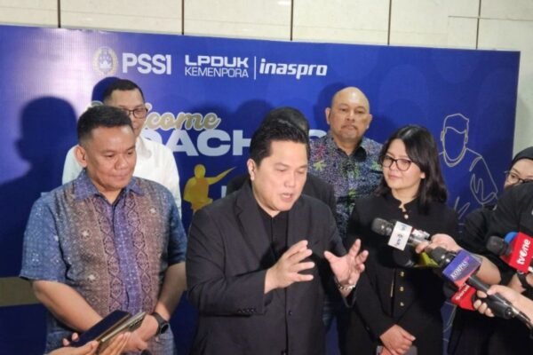 Erick Thohir Siap Menyerap Kritik dan Hujatan Terkait Performa Tim Nasional Erick Thohir Mengungkap Upaya Dekati Dua Calon Pemain Naturalisasi