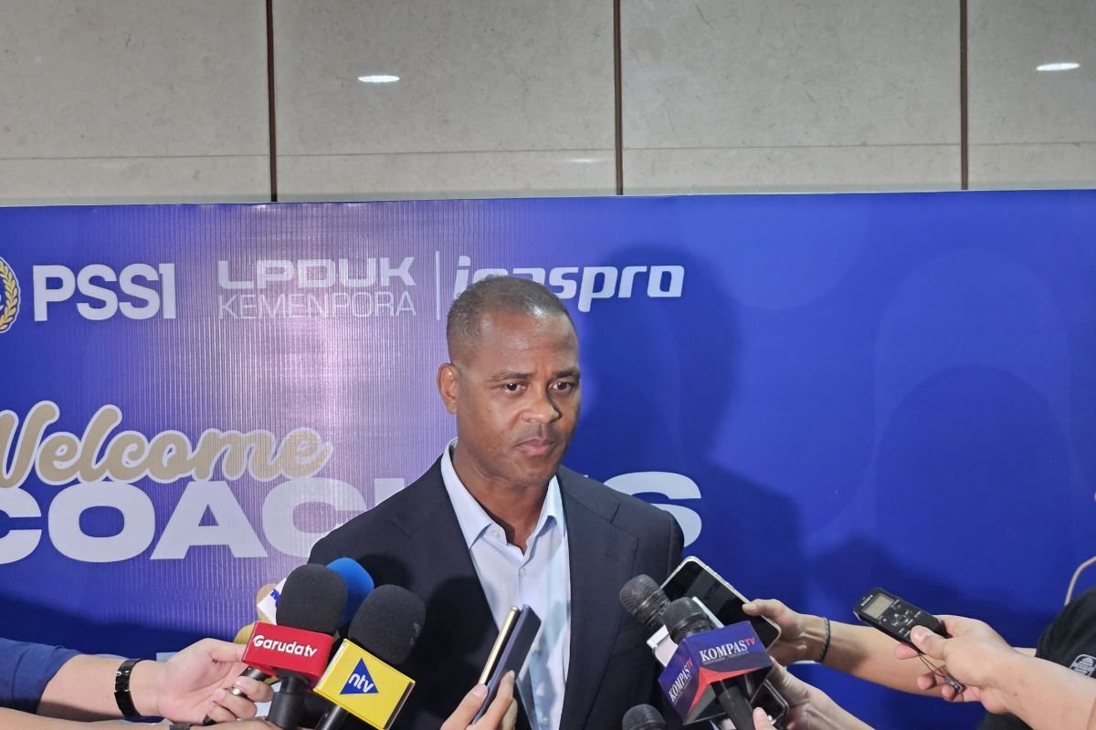 Patrick Kluivert Merasa Kecewa atas Cederanya Ole Romeny