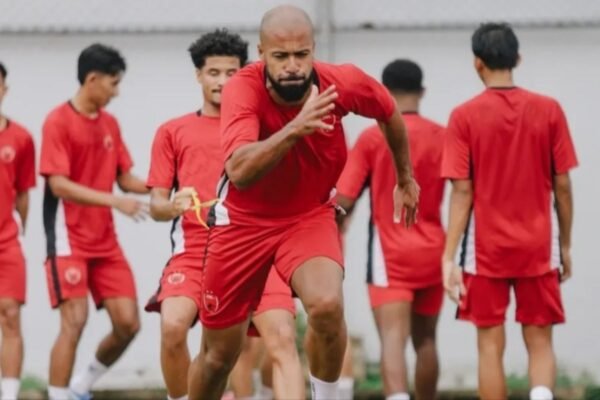 Here are some alternative titles for “Jadwal Lengkap PSM Makassar di Super League Musim 2025/2026”:
1. “Rincian Jadwal PSM Makassar untuk Super League 2025/2026”
2. “Komprehensif Jadwal Pertandingan PSM Makassar di Musim Super League 2025/2026”
3. “Jadwal Pertandingan Lengkap PSM Makassar di Super League Musim 2025/2026”
4. “Panduan Lengkap Jadwal Super League PSM Makassar 2025/2026”
5. “Semua yang Perlu Diketahui: Jadwal PSM Makassar di Super League 2025/2026”
6. “Jadwal Penuh PSM Makassar dalam Super League Musim 2025/2026”
7. “Jadwal Pertandingan PSM Makassar untuk Super League 2025/2026: Lengkap dan Terupdate”
8. “Jadwal Resmi PSM Makassar di Musim Super League 2025/2026”
Feel free to choose any of these or modify them to better suit your needs! Here are some alternative titles for "Jadwal Lengkap PSM Makassar di Super League Musim 2025/2026":
1. "Rincian Jadwal PSM Makassar untuk Super League 2025/2026"
2. "Komprehensif Jadwal Pertandingan PSM Makassar di Musim Super League 2025/2026"
3. "Jadwal Pertandingan Lengkap PSM Makassar di Super League Musim 2025/2026"
4. "Panduan Lengkap Jadwal Super League PSM Makassar 2025/2026"
5. "Semua yang Perlu Diketahui: Jadwal PSM Makassar di Super League 2025/2026"
6. "Jadwal Penuh PSM Makassar dalam Super League Musim 2025/2026"
7. "Jadwal Pertandingan PSM Makassar untuk Super League 2025/2026: Lengkap dan Terupdate"
8. "Jadwal Resmi PSM Makassar di Musim Super League 2025/2026"
Feel free to choose any of these or modify them to better suit your needs!