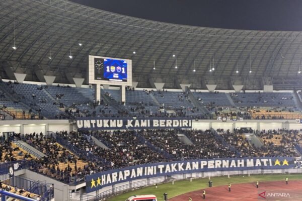Persib Terikat 1-1 dengan Lion City Sailors Persib Terikat 1-1 dengan Lion City Sailors
