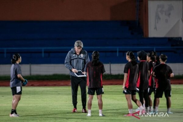 Timnas Putri U-16 Raih Pencapaian Penting, Ungkap Timo Scheunemann Timnas Putri U-16 Raih Pencapaian Penting, Ungkap Timo Scheunemann