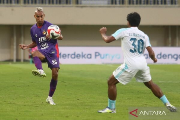 Persik Sukses Meraih Kemenangan Perdana di Super League dengan Mengalahkan PSBS 2-1 Persik Sukses Meraih Kemenangan Perdana di Super League dengan Mengalahkan PSBS 2-1