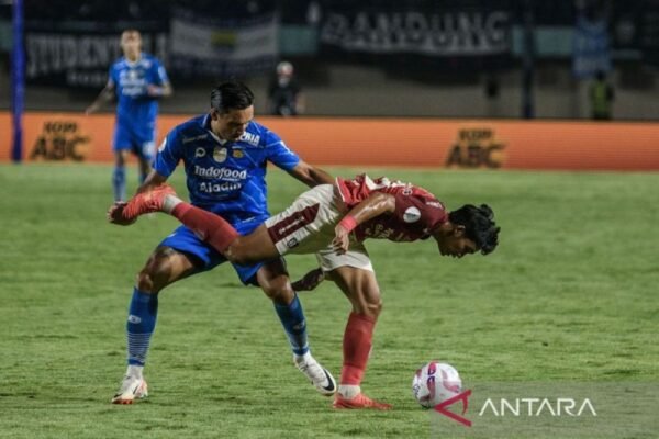Kadek Agung Siap Tampilkan Solusi Terbaik Menjelang Pertandingan Melawan Persib Bandung